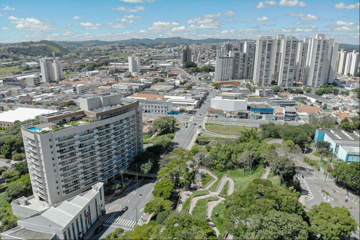 Com tempo seco e pouca circulação de ar, Jundiaí enfrenta desafios na dispersão de poluentes
