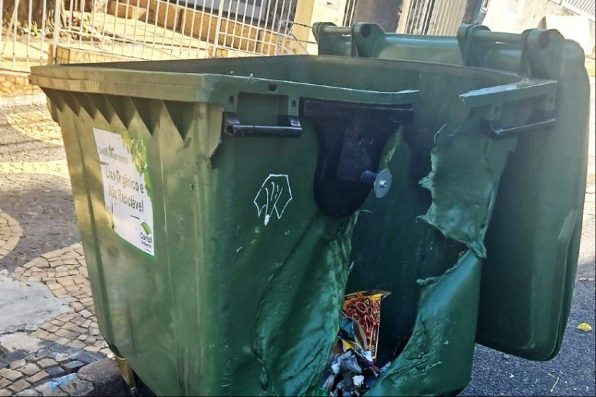 Caso na Vila João Jorge expõe problema recorrente que gera prejuízo de R$ 90 mil mensais; equipamentos são queimados, rasgados ou destruídos.